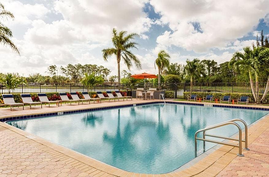 Well maintained pool