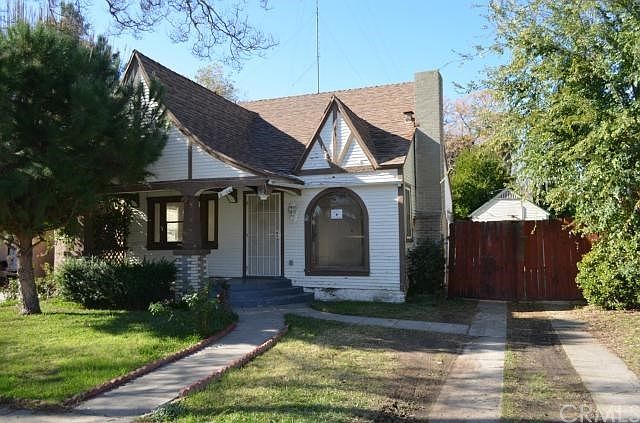 1st image of 2078 Belle St