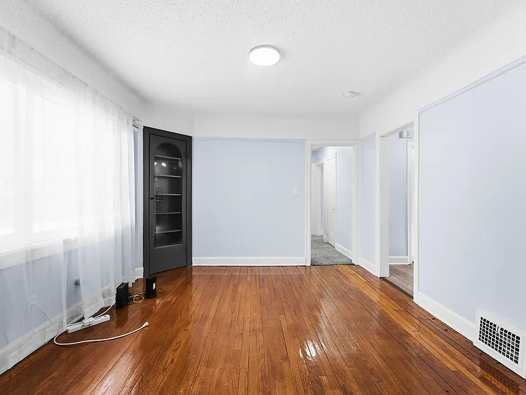 876 Eloise Dr #B — Photo 10