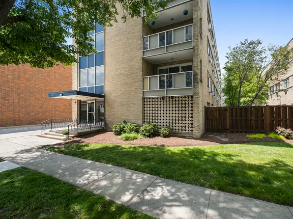 429 Wesley Ave APT 301, Oak Park, IL 60302