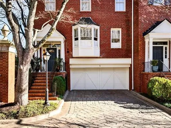 3685 Peachtree Rd NE APT 1, Atlanta, GA 30319