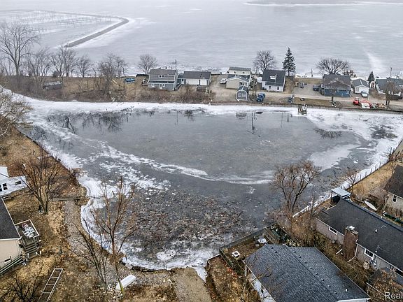 2nd image of 6198 Brancheau Rd