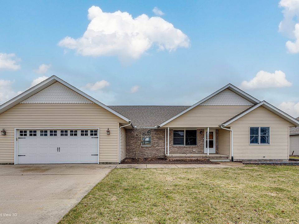 1st image of 703 W Daisy Pl