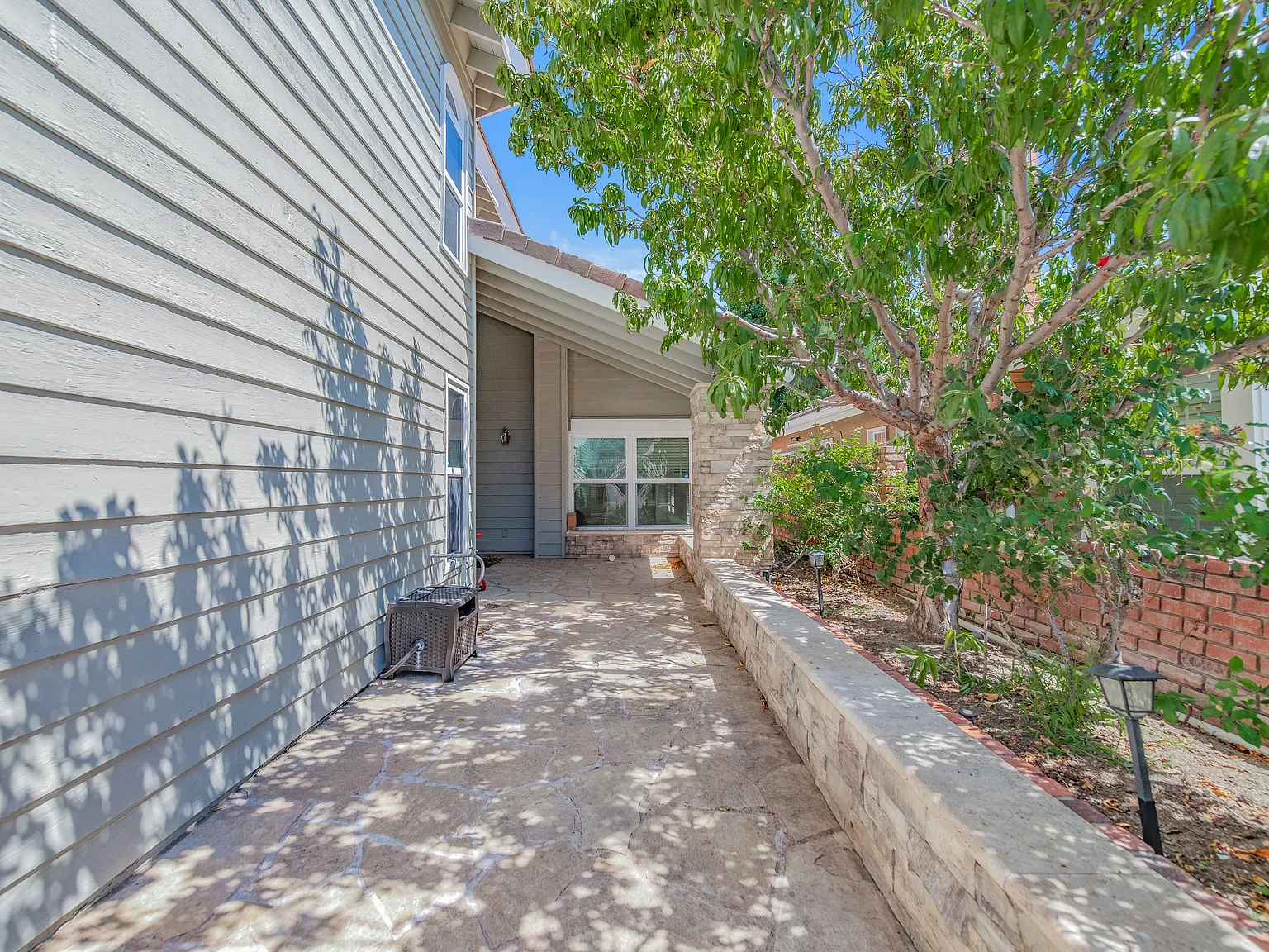 5 bed, 4.5 bath, 3264 sqft, $7,300 — Photo 3