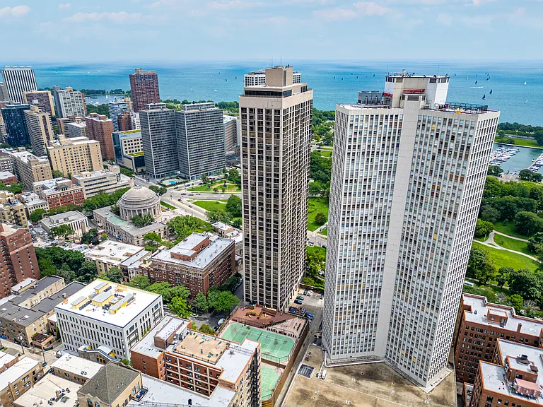 2650 N Lakeview Ave #2801 — Photo 41