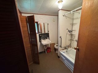 873 Ramsey Rdg, Bedford, IN 47421