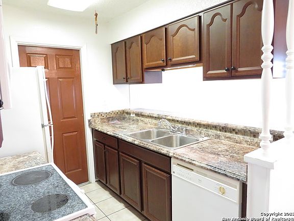 5th image of 4347 Greystone Dr