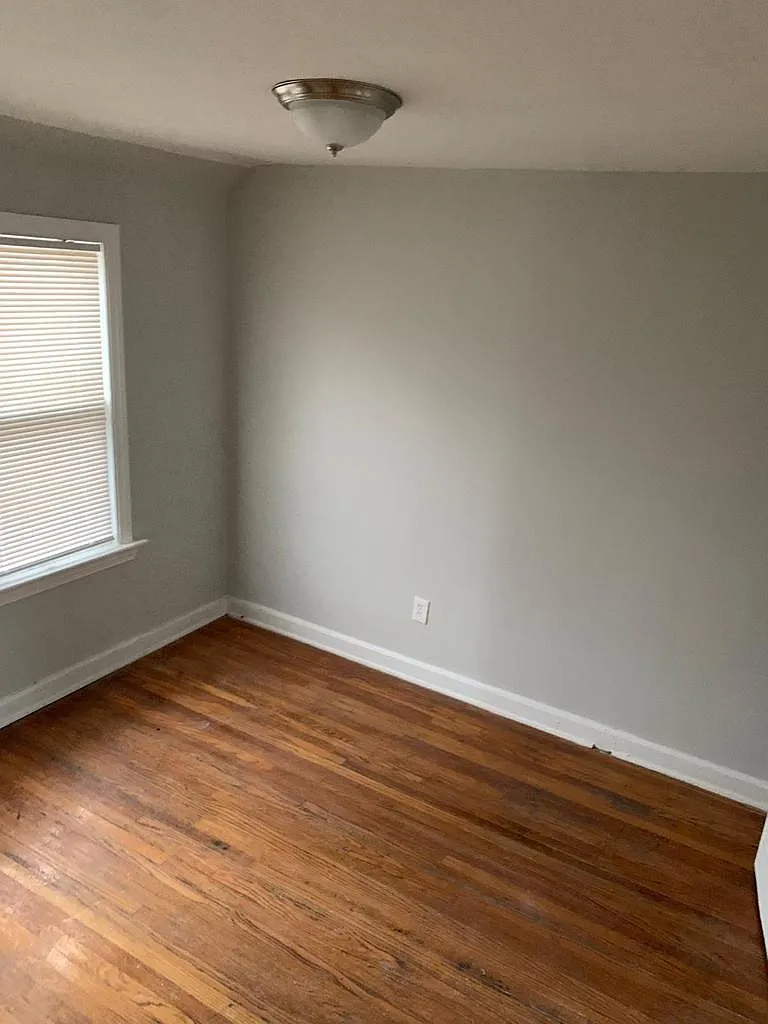 2 bed, 750 sqft, $895 — Photo 4