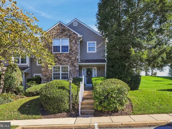 647 Shropshire Dr, West Chester, PA 19382