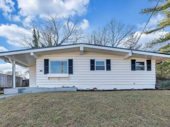 2724 Forest Hill Ave NE, Roanoke, VA 24012