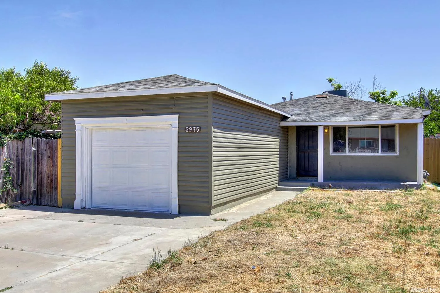 5975 Wilkinson St photo 1