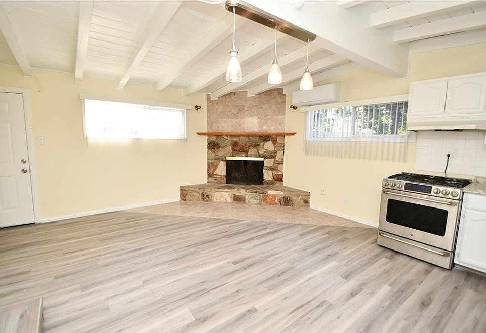 1st image of 15419 Cimarron Ave #1
