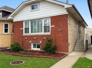 5549 N Parkside Ave, Chicago, IL 60630