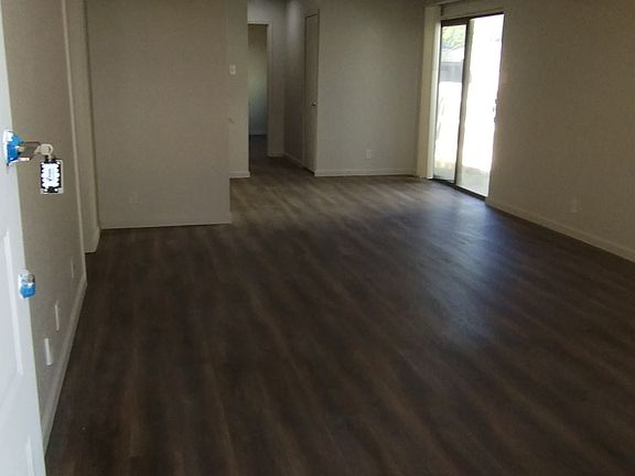 4th image of 1343 Bayou Dr