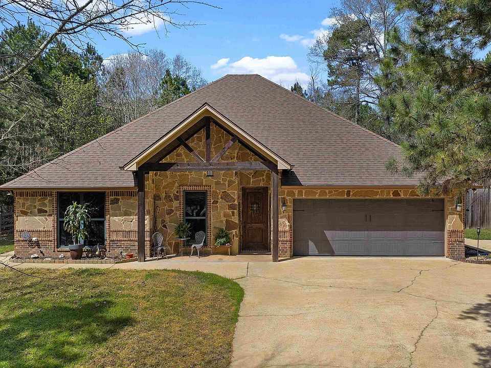 1st image of 140 Winky Ln