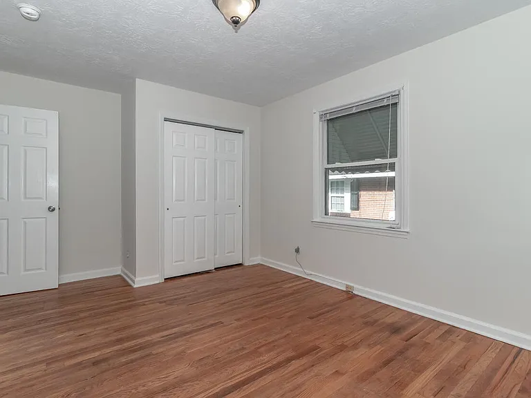 2709 Hazel St — Photo 16