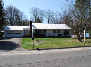 30 Rutlee Dr, Trumbull, CT 06611
