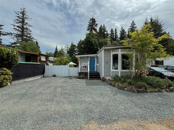 2700 Woodburn Rd #41, Campbell River, BC V9W 4R4