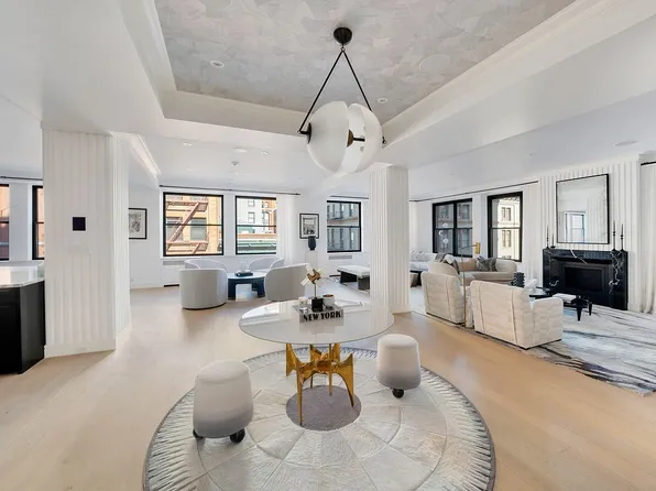 10 Jay St APT 4, New York, NY 10013