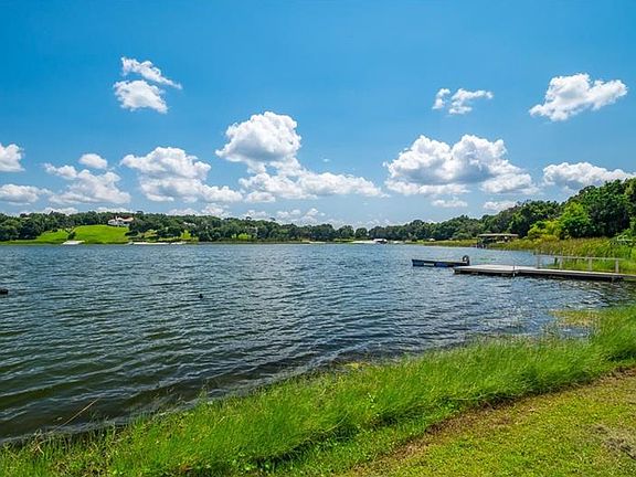 3rd image of 999 Lake Nettie Dr