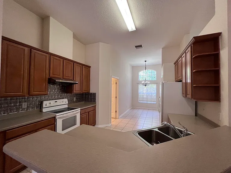 5916 Tealwater Pl — Photo 6