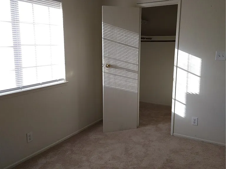 212 Bradshaw Way — Photo 18