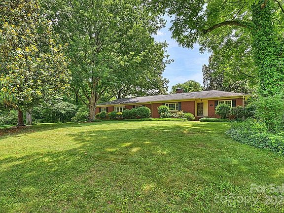 2nd image of 5925 Lansing Dr