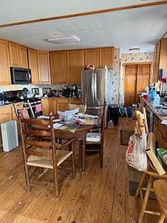 5th image of 2712 Lyle Knob Rd