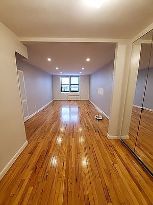 5th image of 7210 37th Ave APT 321