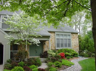 17 Rushwick Rd, Mount Laurel, NJ 08054