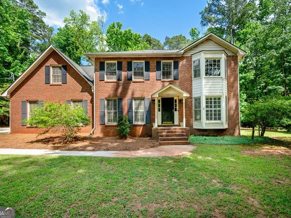 140 Stafford Ct, Fayetteville, GA 30215