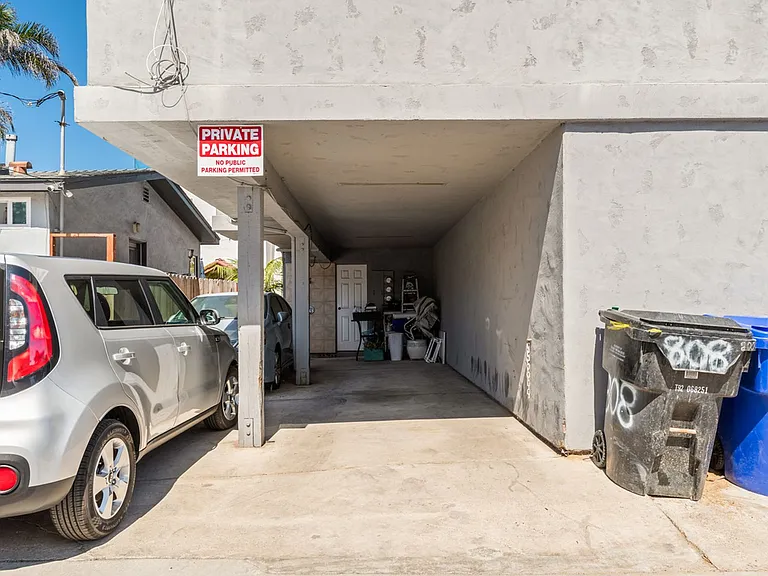 735 Verona Ct — Photo 15
