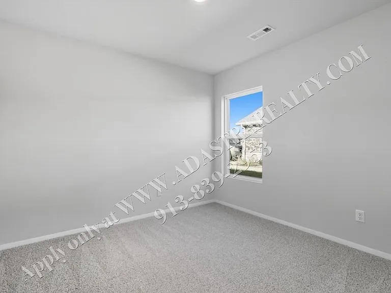 20846 Starside St — Photo 18