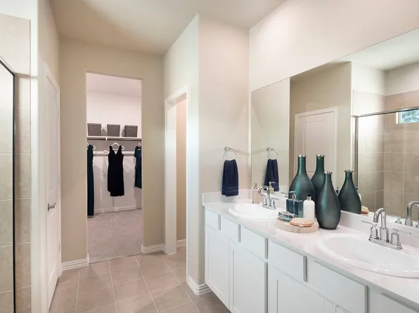 The McKinnon (C451) Plan, Legendary Trails - Classic Series