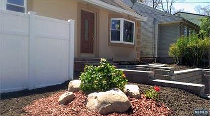 2nd image of 142 Bergen Ave