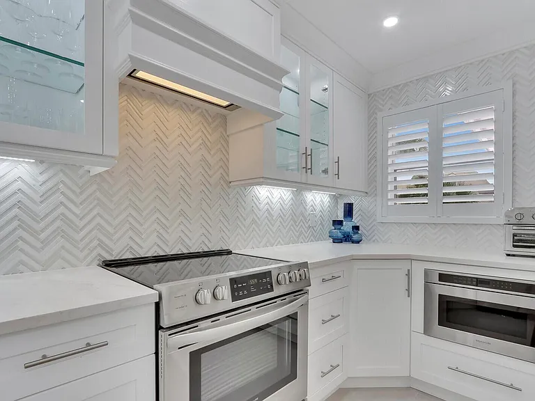 3306 Fairway Dr N — Photo 17