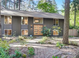 4890 Indian Creek Ct, Lake Oswego, OR 97035