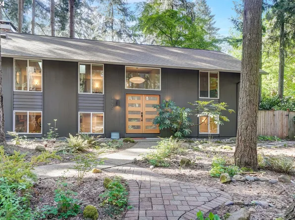4890 Indian Creek Ct, Lake Oswego, OR 97035