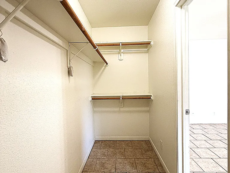 1304 Cinch Dr #B — Photo 17
