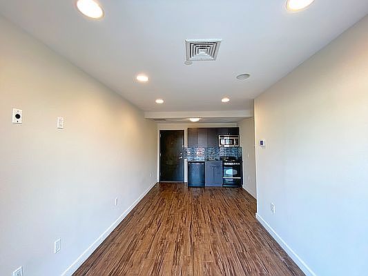 1st image of 603 4th Ave APT 3F