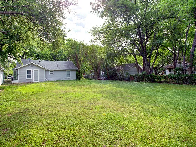 1005 N Buffalo Ave — Photo 18
