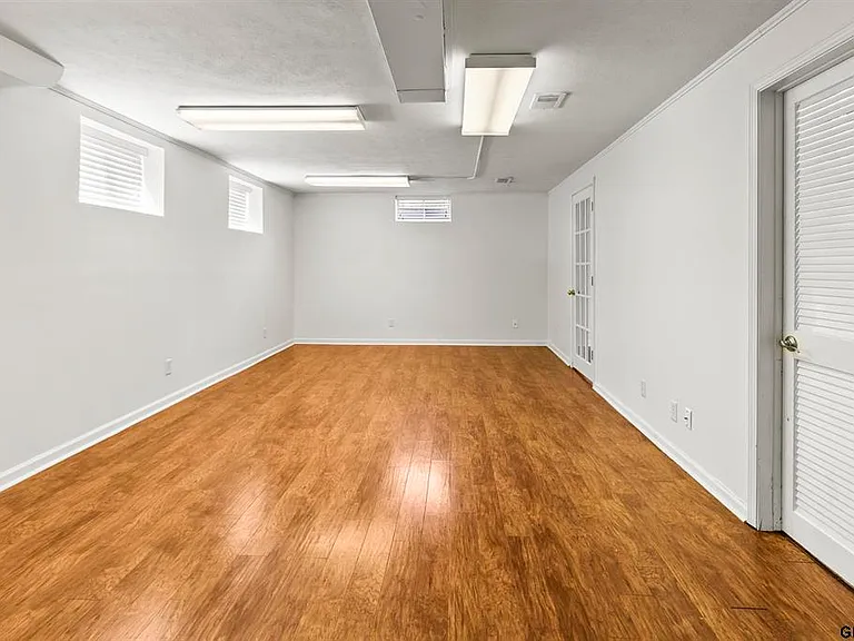 5518 Woolworth Ave — Photo 21