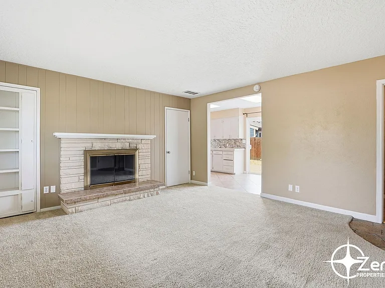 8317 Chesapeake Dr — Photo 1