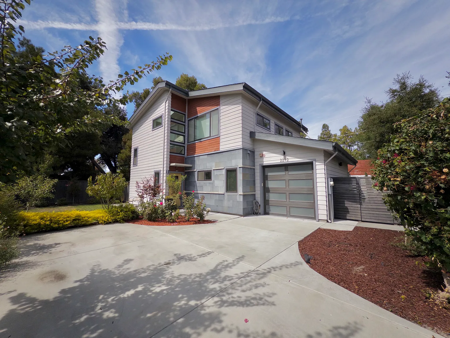 4 bed, 1791 sqft, $6,995 — Photo 1
