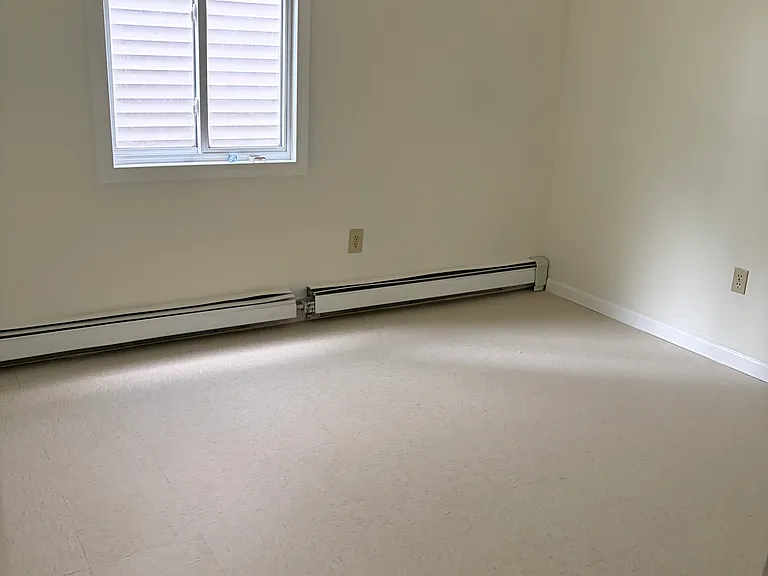 378 E Merrimack St #1 — Photo 7