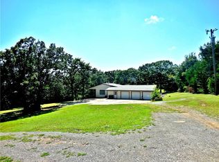 37171 Horse Ranch Rd, Wister, OK 74966