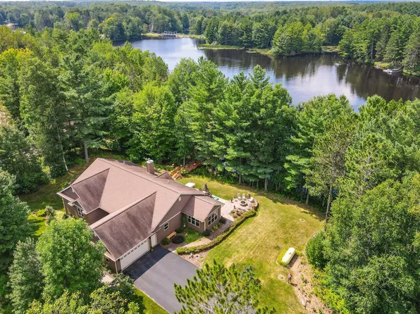 N8625 Snowshoe Dr, Phillips, WI 54555