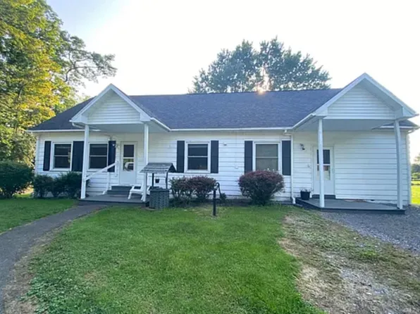 3581 South St #3, Clinton, NY 13323