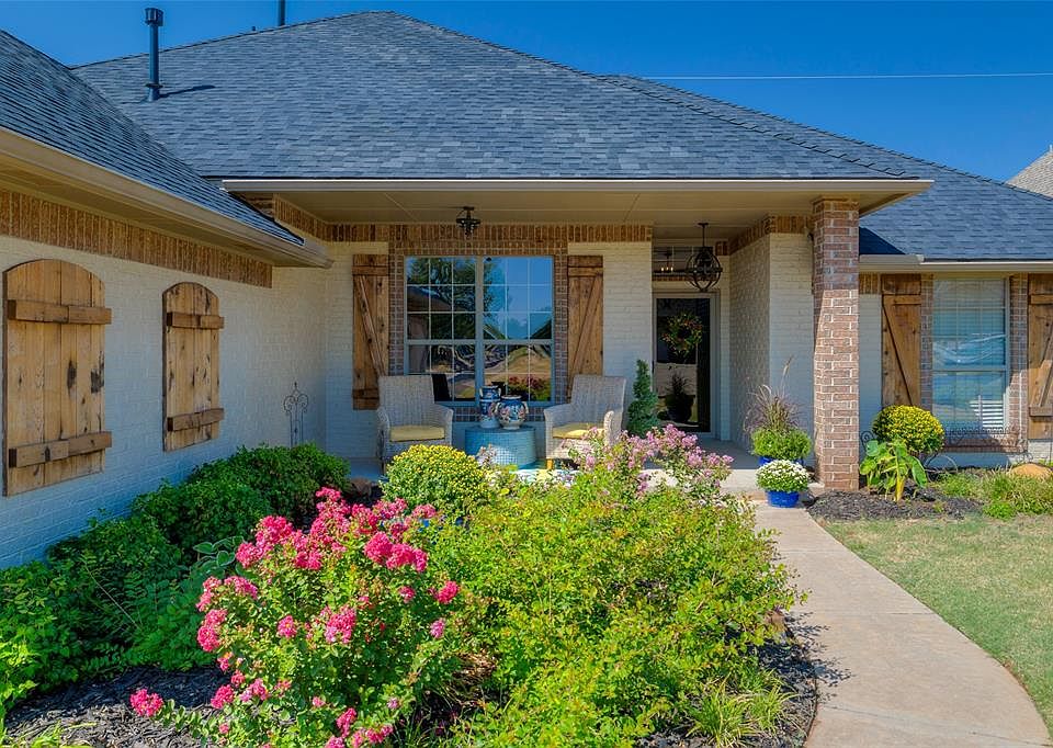 1st image of 2213 Cedar Pointe Ct
