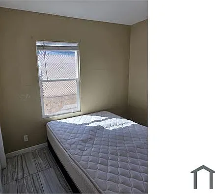5725 E Yandell Dr — Photo 6
